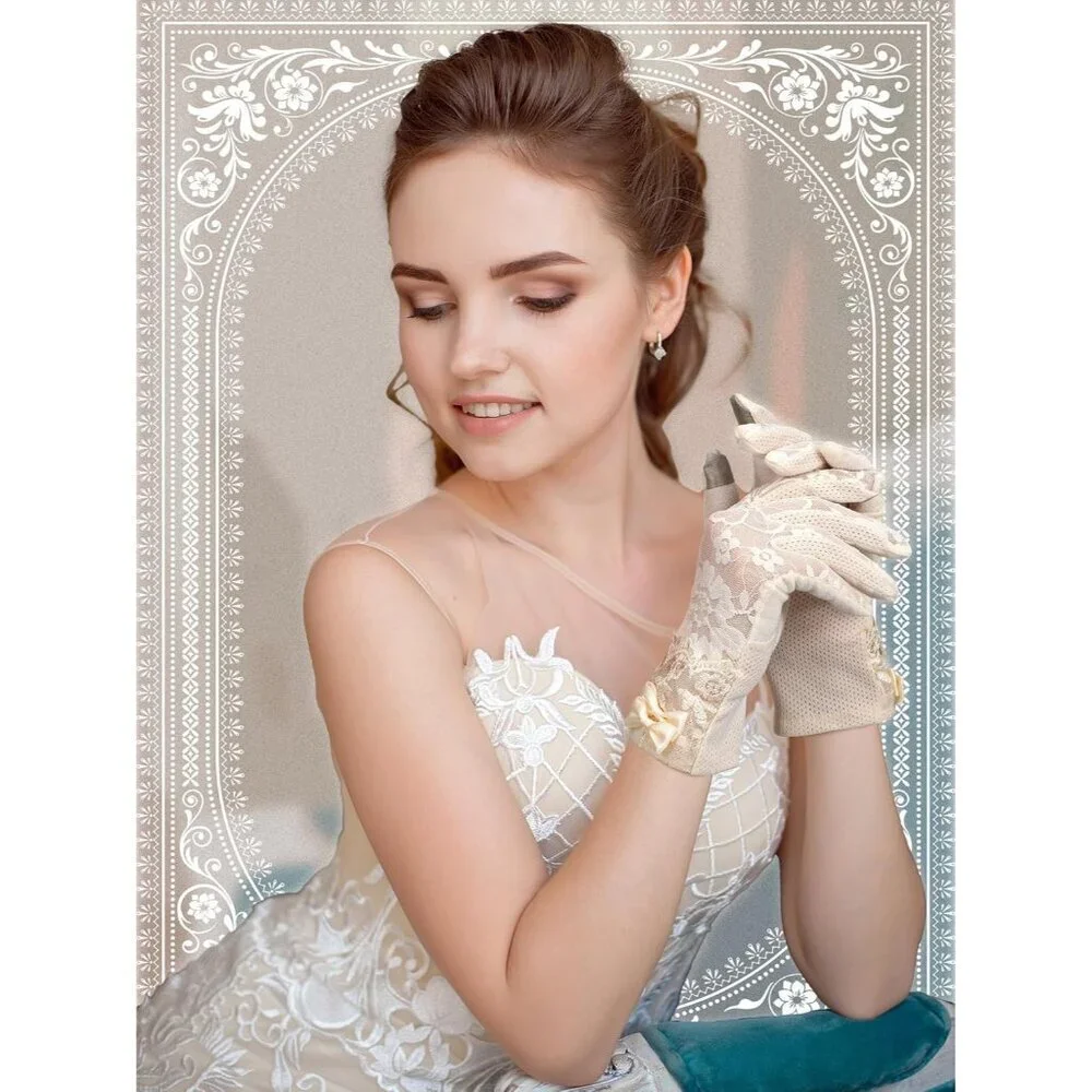 Women's Beige Short Floral Finger Less Nylon Halloween Cosplay Lace Gloves